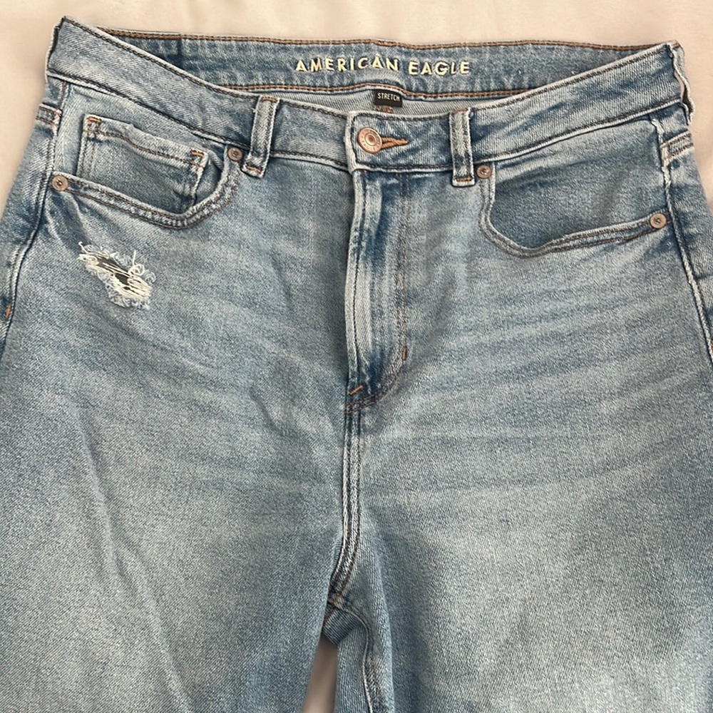 American Eagle Mom Jeans